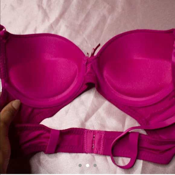 ❌SOLD❌ SOFRA FUCHSIA PUSH UP BRA - Picture 2 of 3